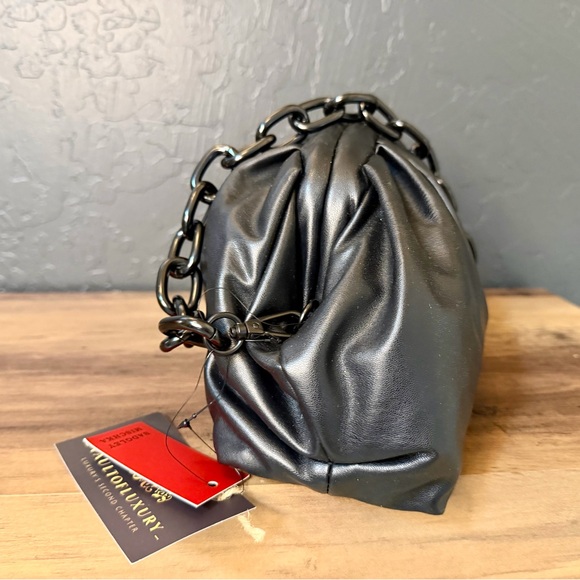 Badgley Mischka Black Shoulder Bag - Picture 6 of 7